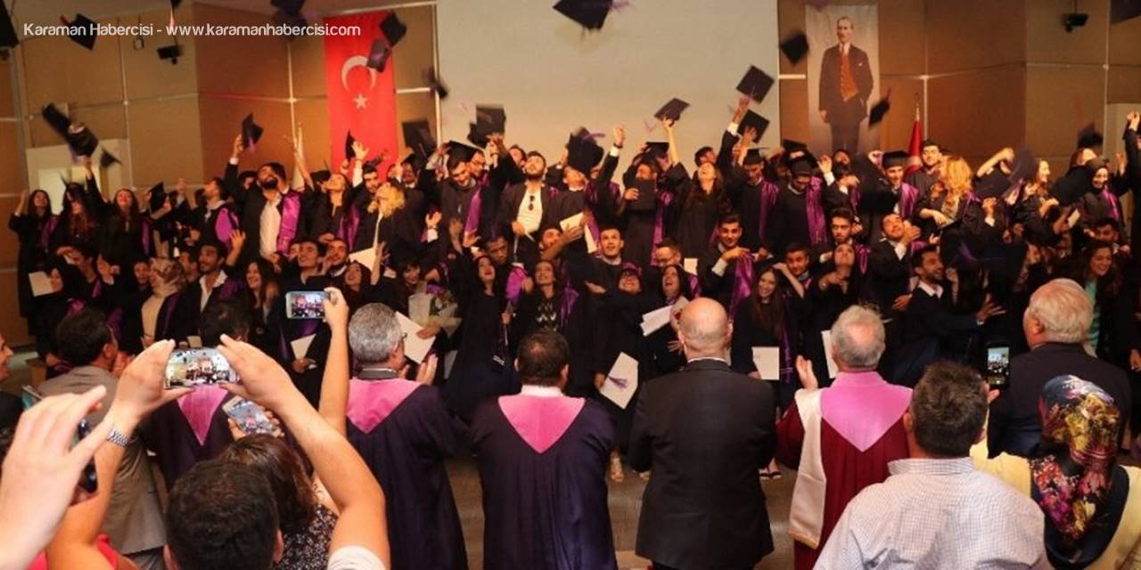 Hacettepe Aso 1. Osb Meslek Yüksekokulu’nda Mezuniyet Sevinci