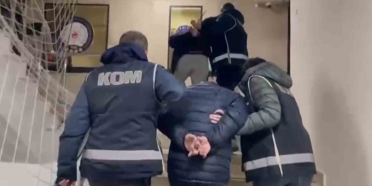 Kayseri’de 1 Kişinin Yaralandığı Silahlı Saldırı Kamerada