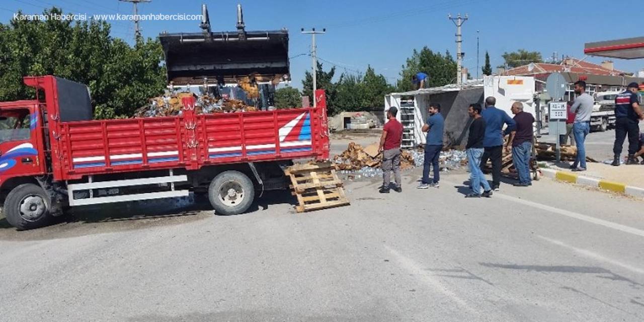 Konya’da Su Yüklü Kamyonet Devrildi: 2 Yaralı