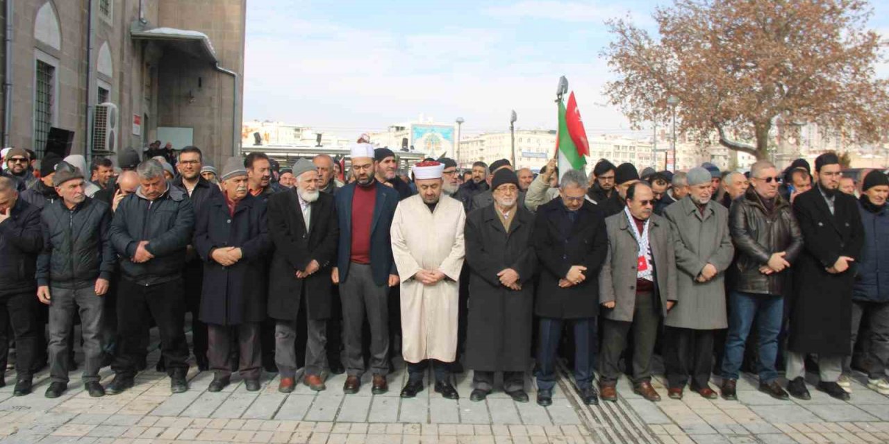 Kayserililerden Gazze’nin Amerika’ya Verileceği Söylemine Tepki