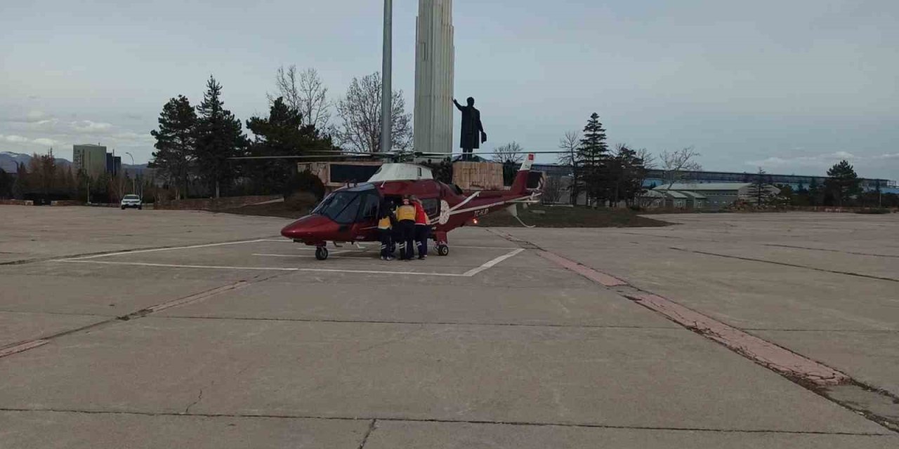 Konya’da Hava Ambulansı Kalp Krizi Geçiren Hasta İçin Havalandı