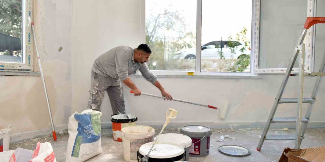 Kepez Belediyesi, Yangın Mağduru Çiftin Evini Yeniledi