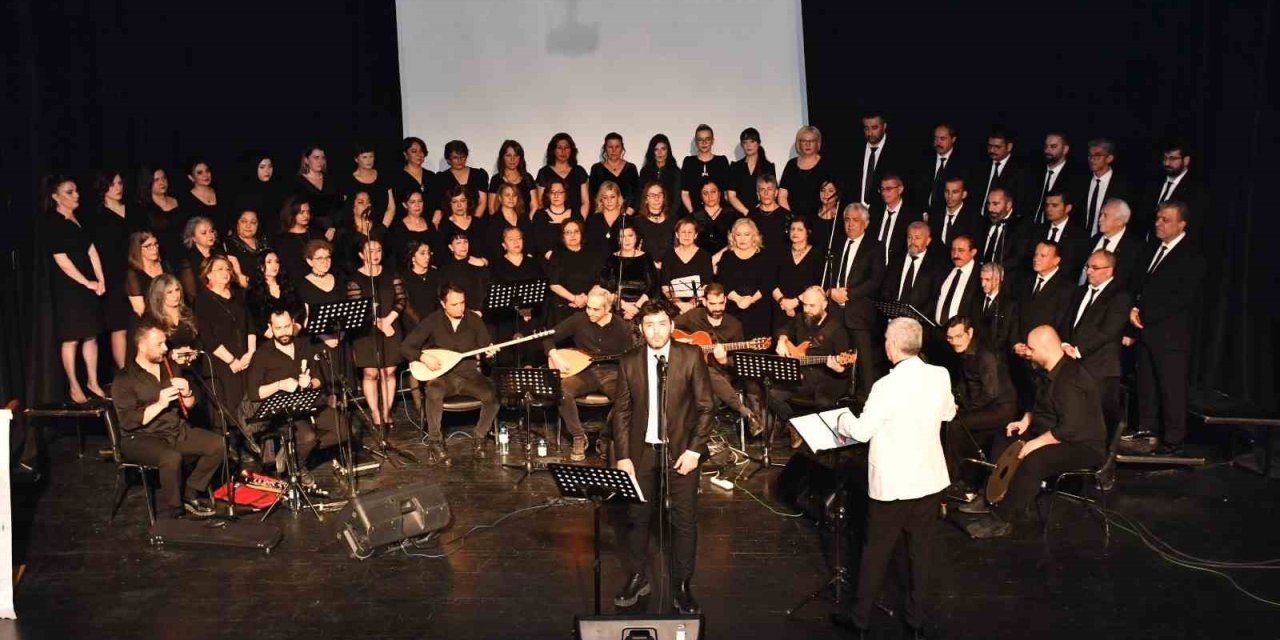 ‘türk Halk Müziği Deyişler Konseri’ Yoğun İlgi Gördü