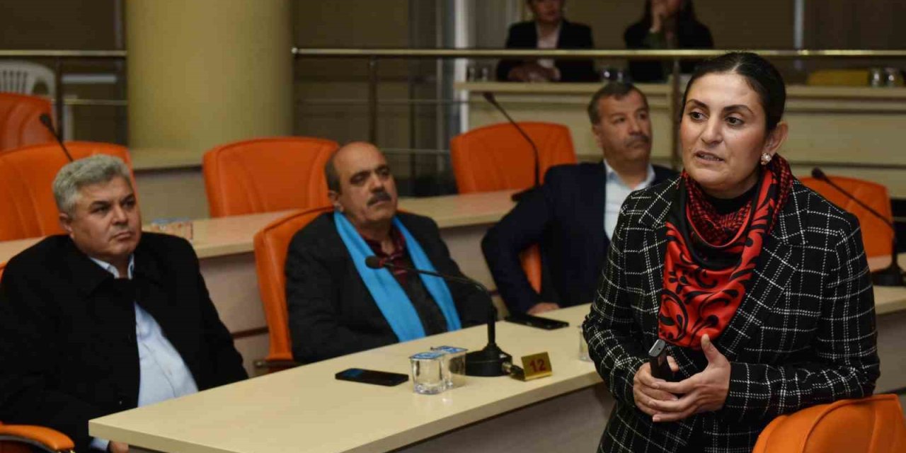 Kepez’in Muhtarlarına Afet Eğitimi Verildi