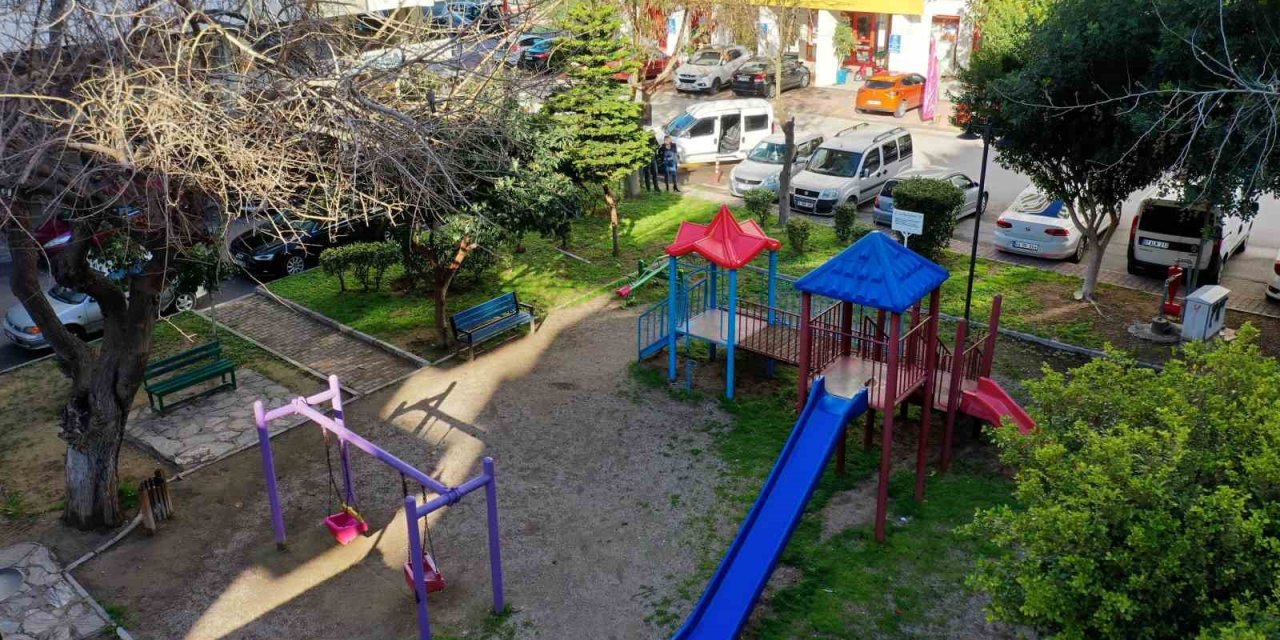 Kazada Ölen Gençlik Kolları Başkanının Adı Parkta Yaşayacak