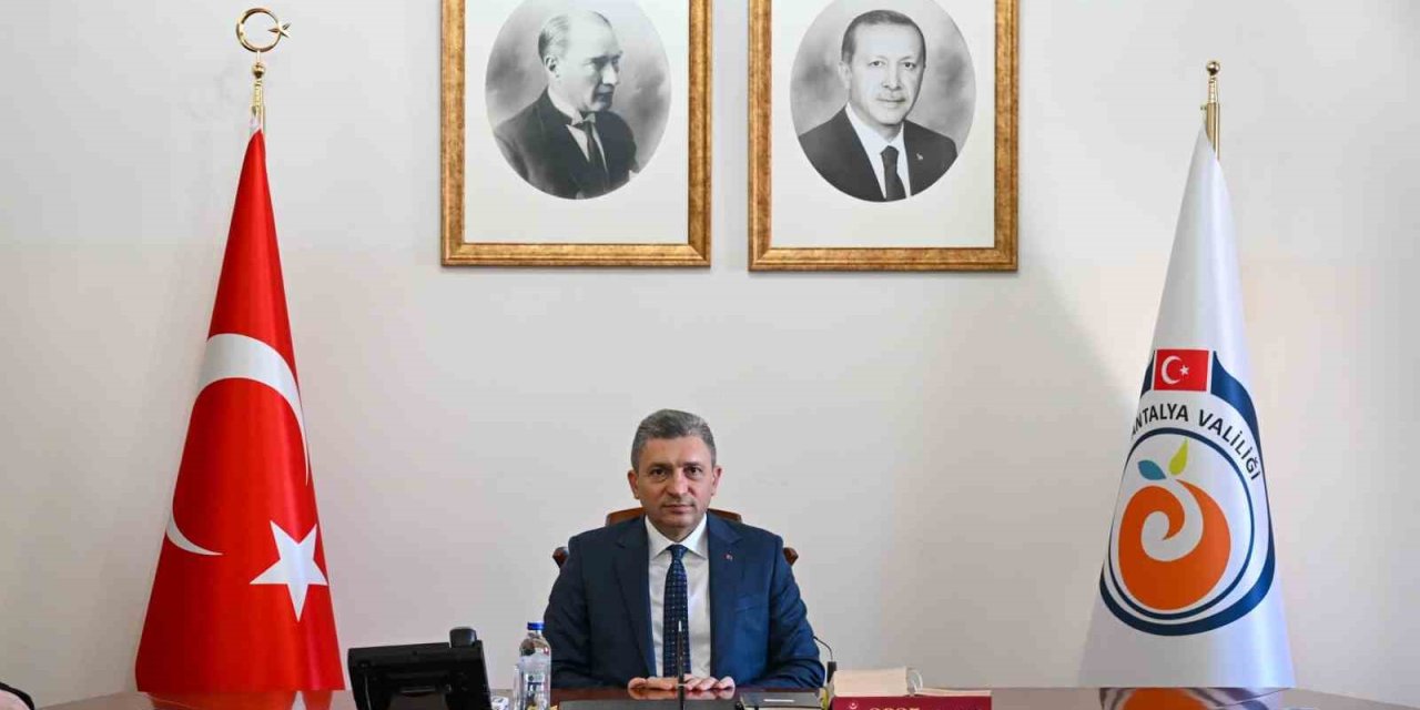 Antalya’ya 2025 Turizm Şehri Ödülü