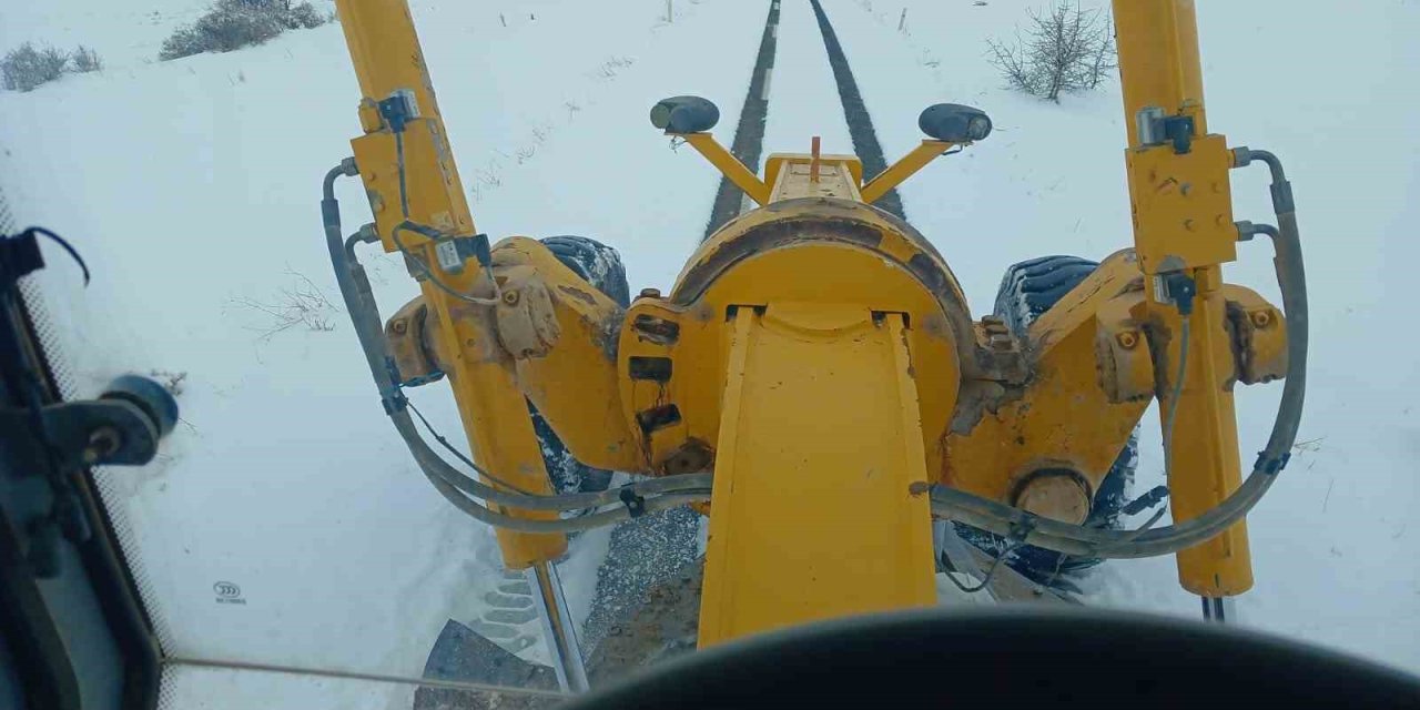 Büyükşehir; 22 Mahalle Yolunu Ulaşıma Açtı