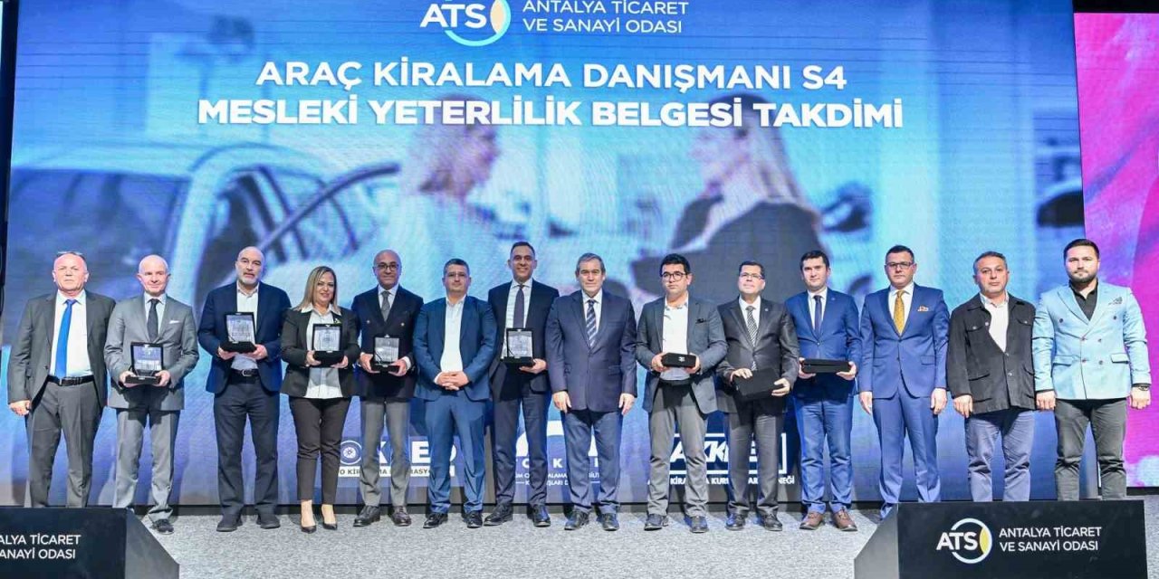 Araç Kiralamada Yeni Dönem: İlk Yeterlilik Belgeleri Sahiplerini Buldu