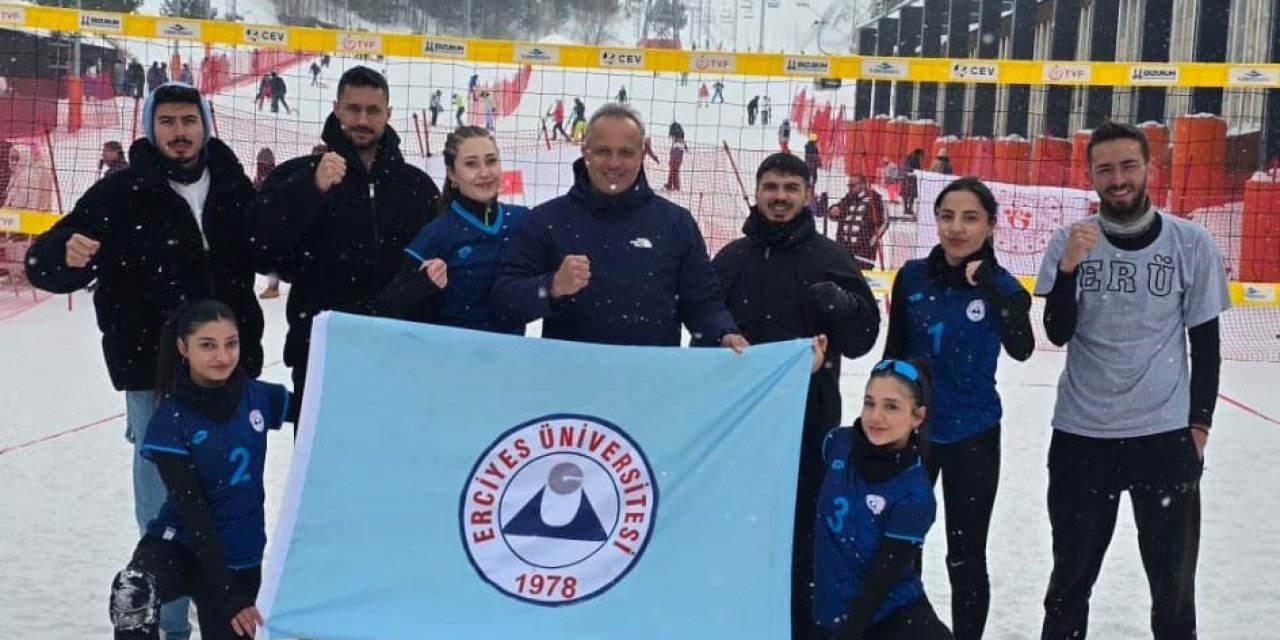 Erü, Kar Voleybolu Türkiye Şampiyonu Oldu