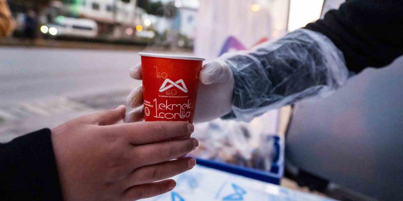 Mersin’de Başlatılan ’1 Ekmek 1 Çorba’ Projesi 2,5 Milyon Kişiye Ulaştı