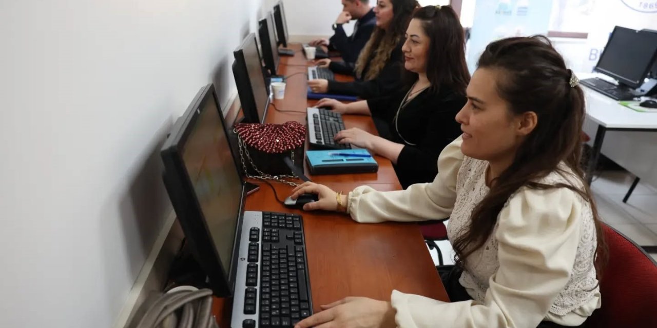 Kaymek, Kurumlara Eğitim Desteği Sağlıyor