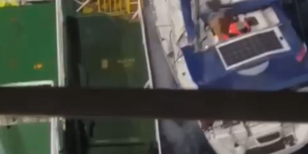 Antalya Körfezi’nde Fırtınaya Yakalanan Teknede Can Pazarı