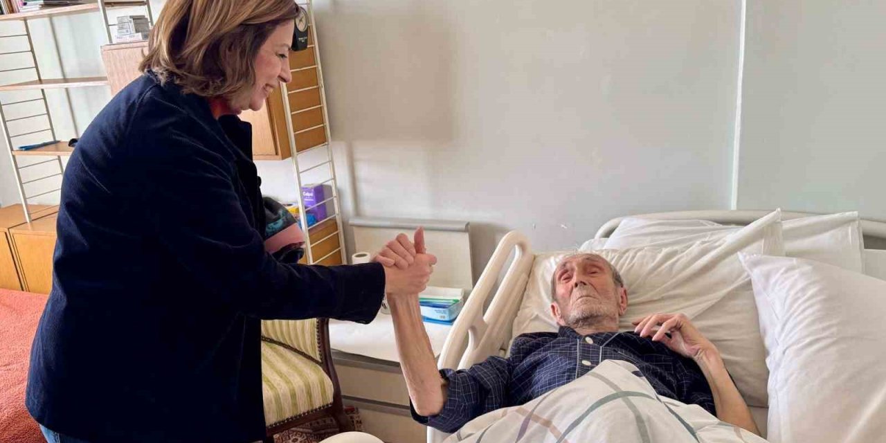 Başkan Ünlüce Amigo Orhan’ı Ziyaret Etti