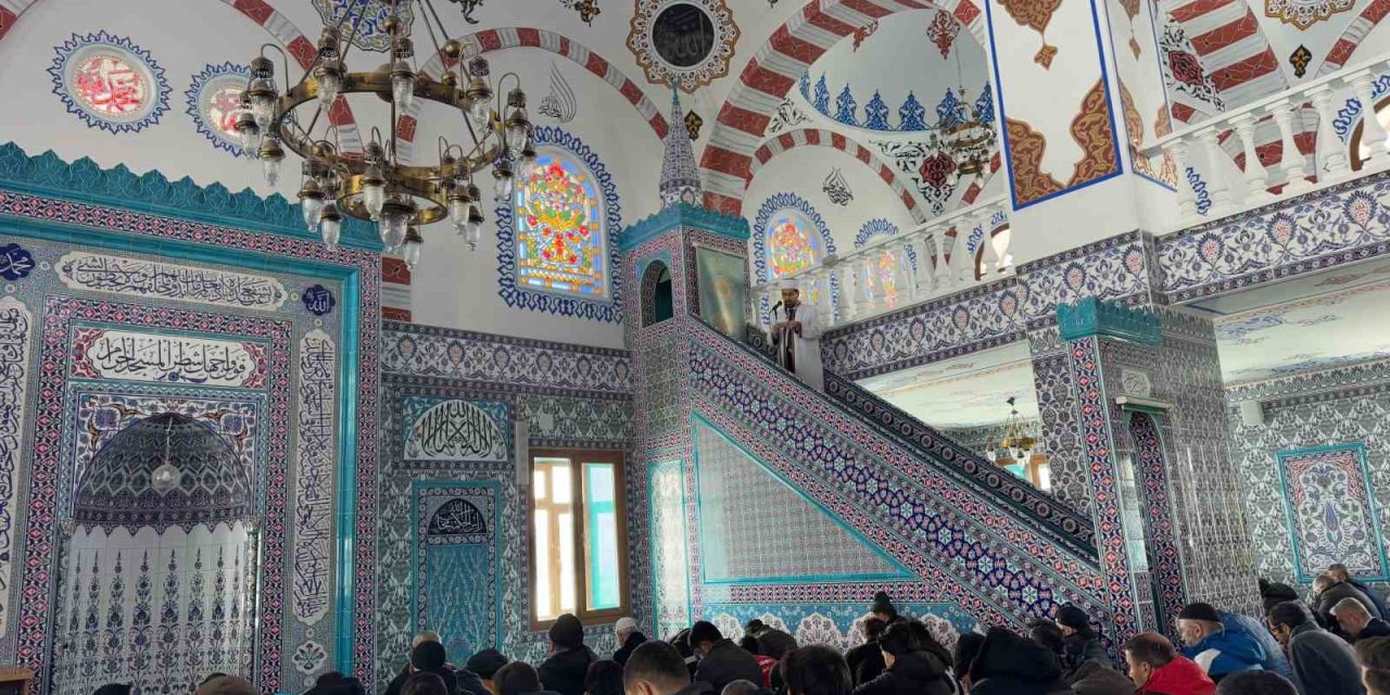 Erciyes’te İki Hutbe Birden