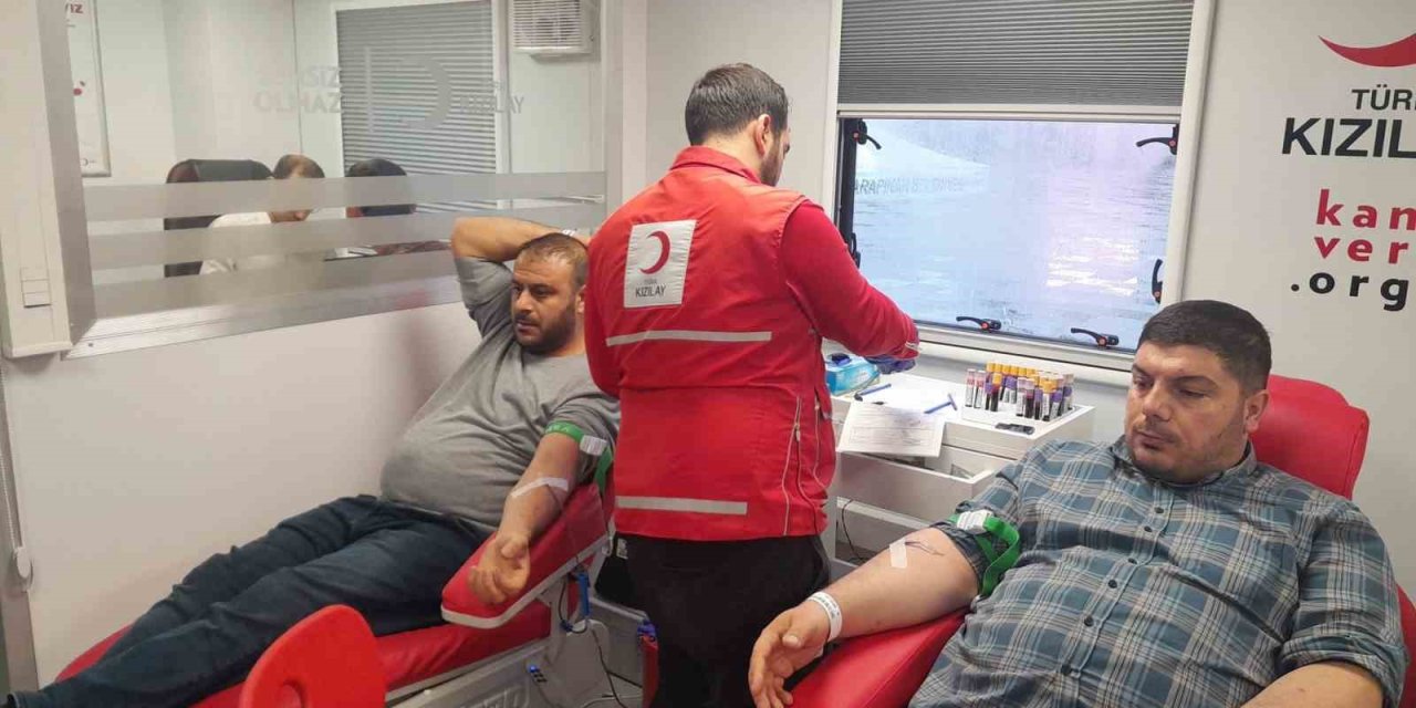 Karapınar’da Kızılay Tarafından Kan Bağışı Kampanyası Düzenlendi
