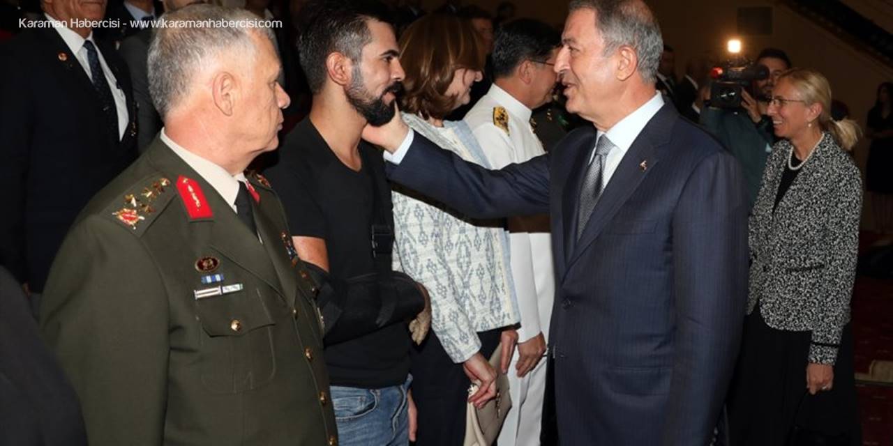 Bakan Akar'dan "Güvenli Bölge" Uyarısı