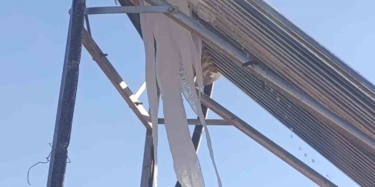 Gazipaşa’da Soğuk Hava Güneş Enerji Panellerini Patlattı