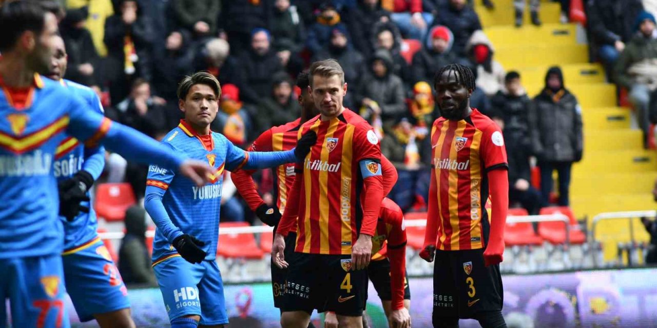 Trendyol Süper Lig: Kayserispor: 1 - Göztepe: 0 (ilk Yarı)