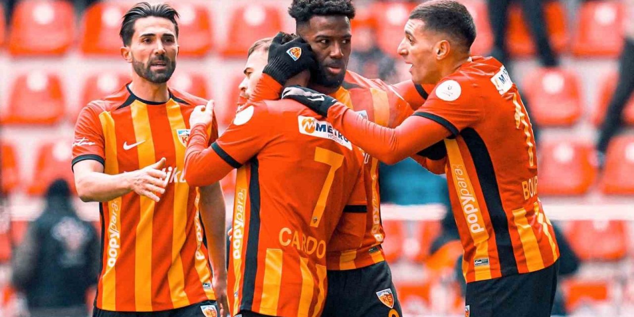 Kayserispor 4 Maçtır Yenilmiyor