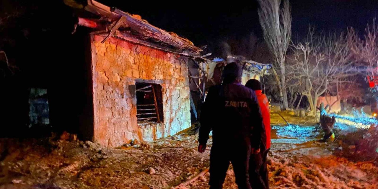 Mersin’de Ev Yangını: 1 Ölü