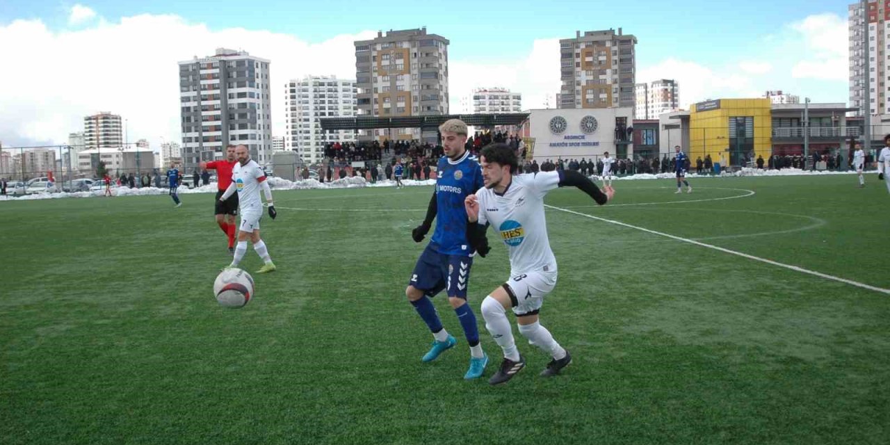 Kayseri Esen Metal Sk İkinci Yarıda Güldü