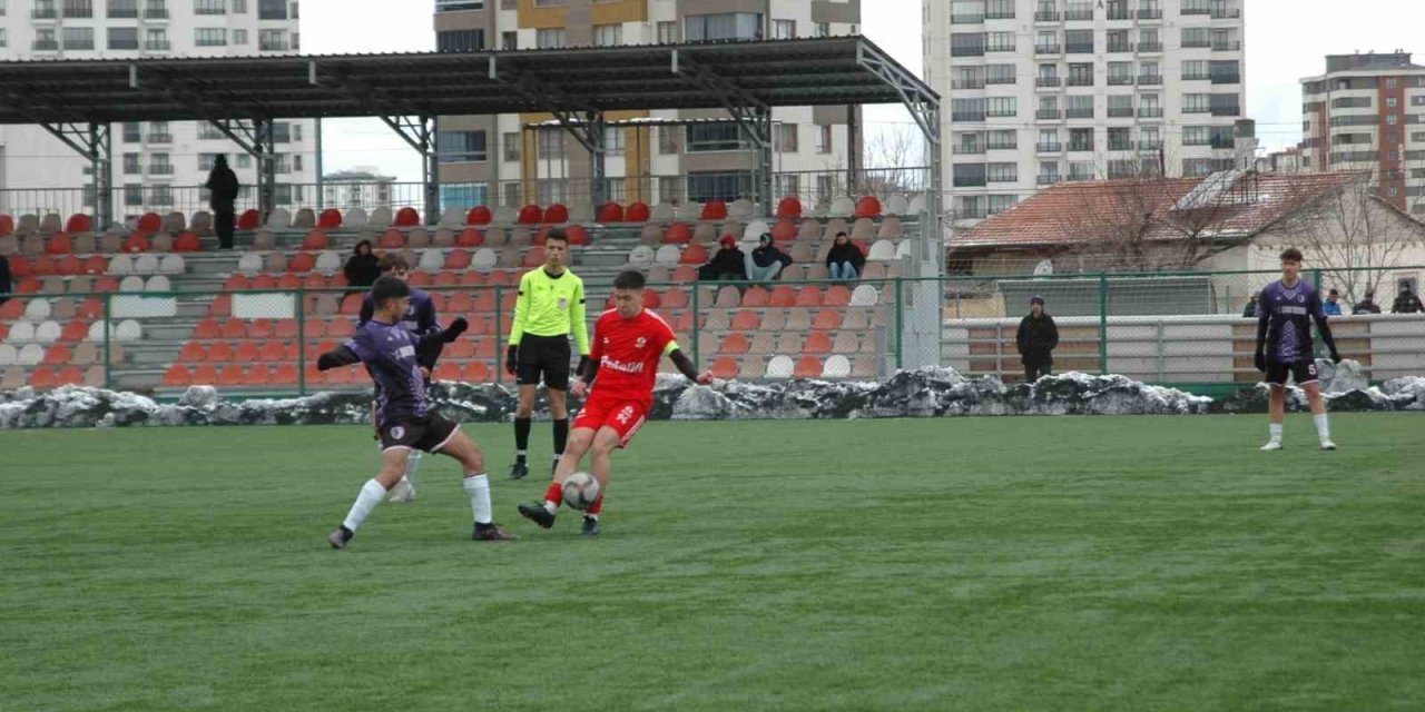 Gültepespor 2. Yarıda Güldü