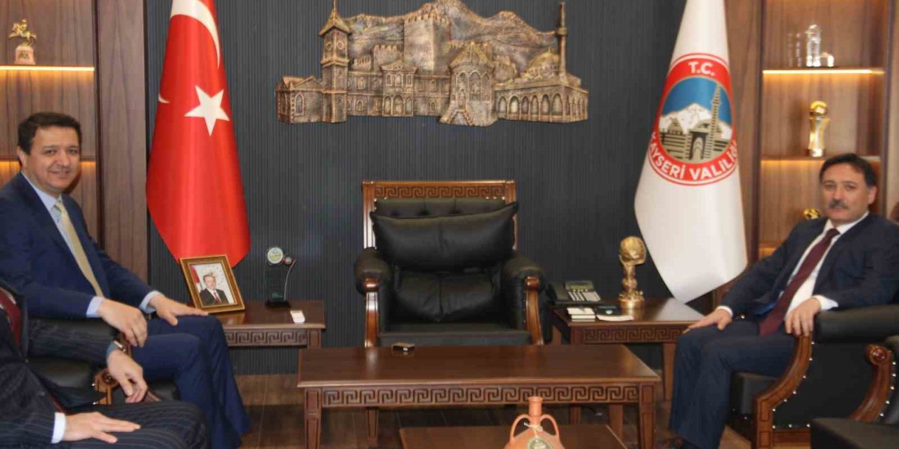 Mahmut Arıkan’dan Vali Çiçek Ve Kayserispor’a Ziyaret