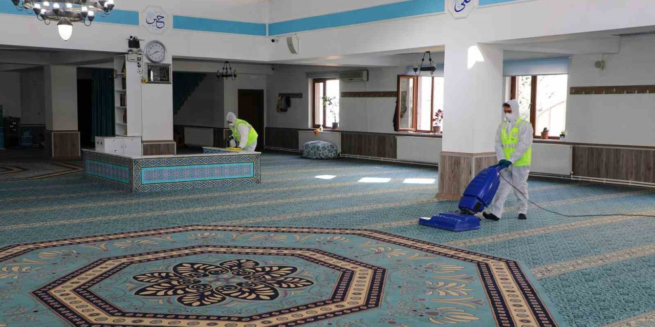 Talas’ın Camilerinde Ramazan’a Özel Temizlik