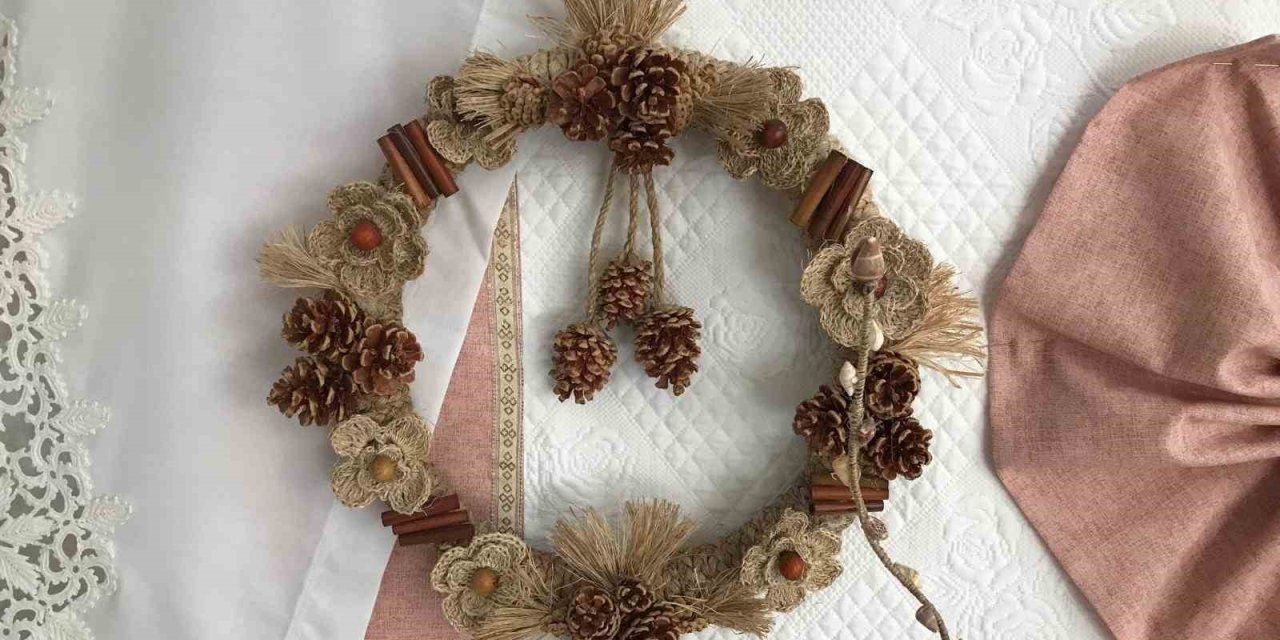 Bozyazı’da Muz Çiçeği Lifinden Dekoratif Ürünler Üretiliyor