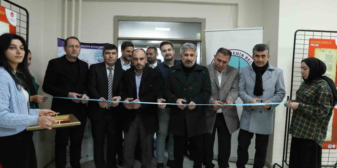 Kaymek’ten ‘belgelerle Osmanlı’da Palas’ Sergisi