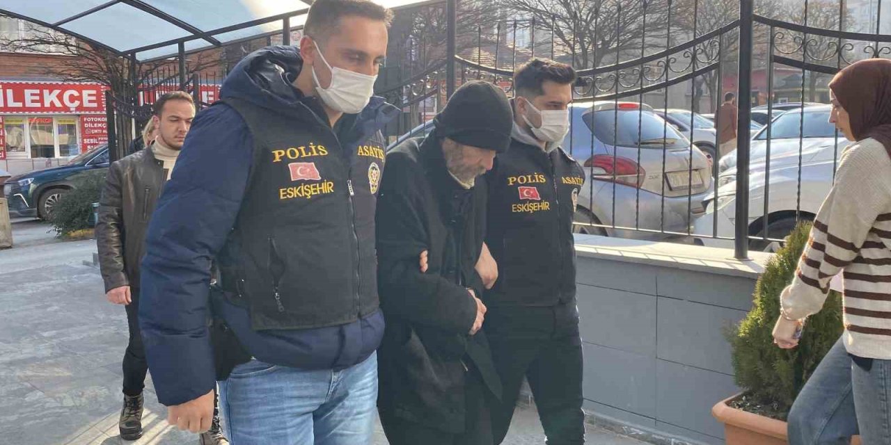 12 Yıl Kardeşinin Kimliğini Kullanan Firari Yakalandı