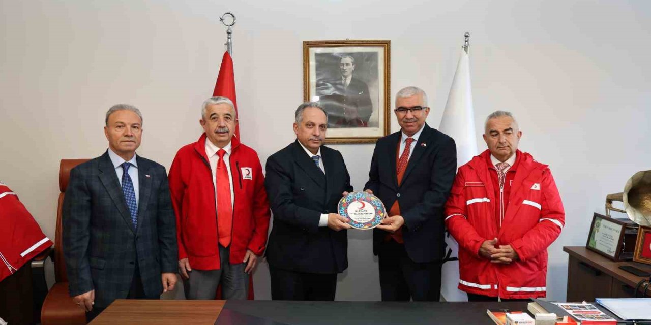 Kızılay Genel Başkan Yardımcısı Saygılı’dan Başkan Yalçın’a Teşekkür