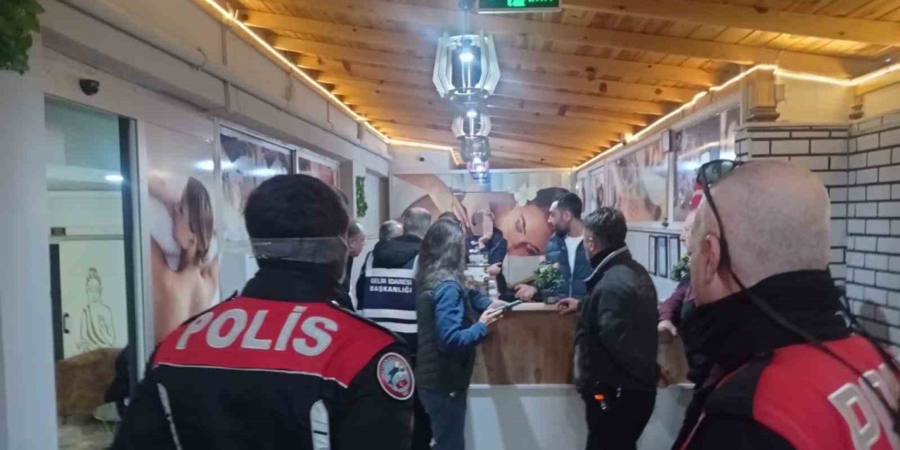 Mersin Polisinden Eş Zamanlı Denetim: 2 Şüpheli Tutuklandı, 7 Milyon 950 Bin Tl Ceza Kesildi