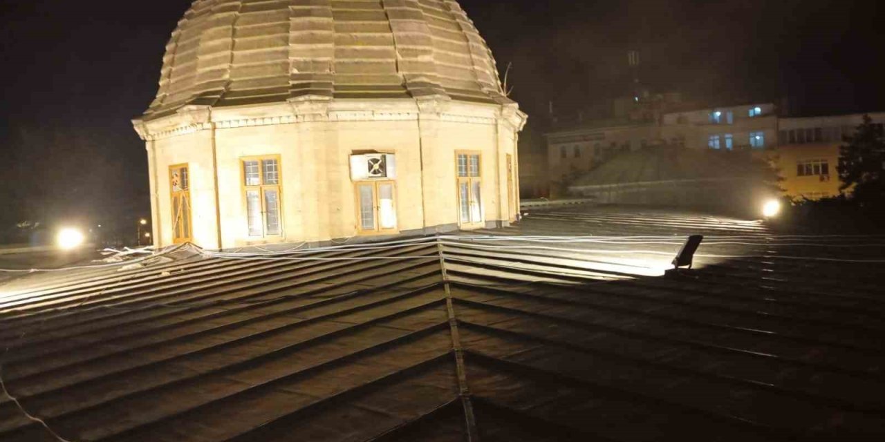 Kayseri Büyükşehir’den, Hunat Camii’ne Ramazan Ayına Özel Dokunuş