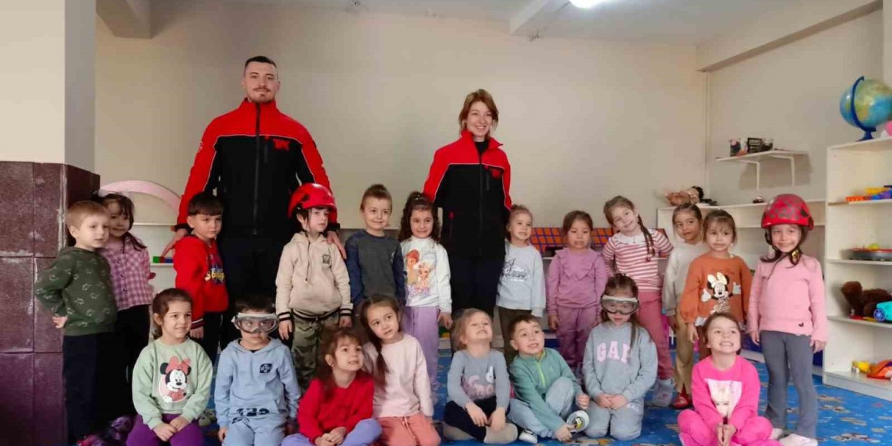 Tak Ekibinden Çocuklara Afet Farkındalık Eğitimi