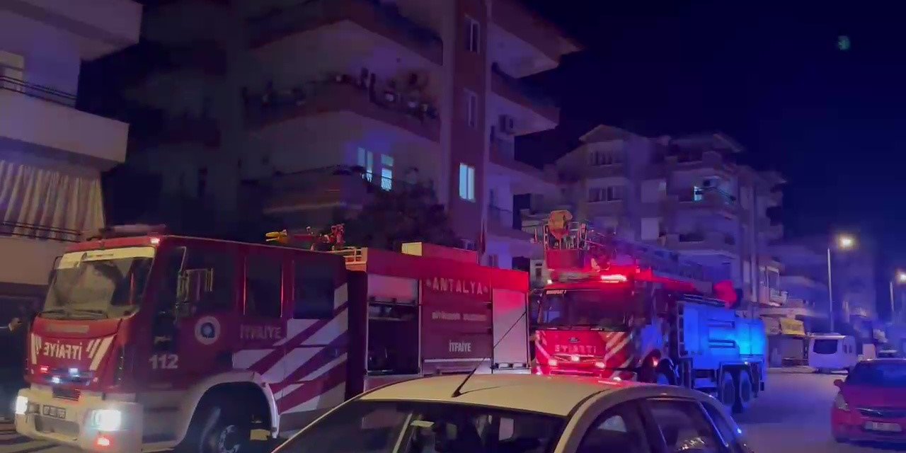 Manavgat’ta Dairede Çıkan Yangın Korku Dolu Anlar Yaşattı