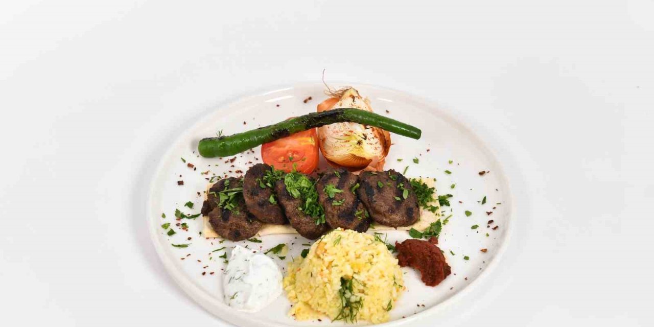 Muratpaşa Belediyesi’nin Antalya Lokantası’nda Ramazan’a Özel Antalya Lezzetleri