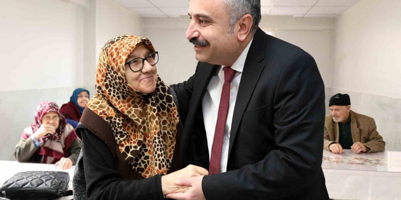 Safiye Gönül Bayar Huzurevi’ndeki Buluşmada Nesiller Bir Araya Geldi