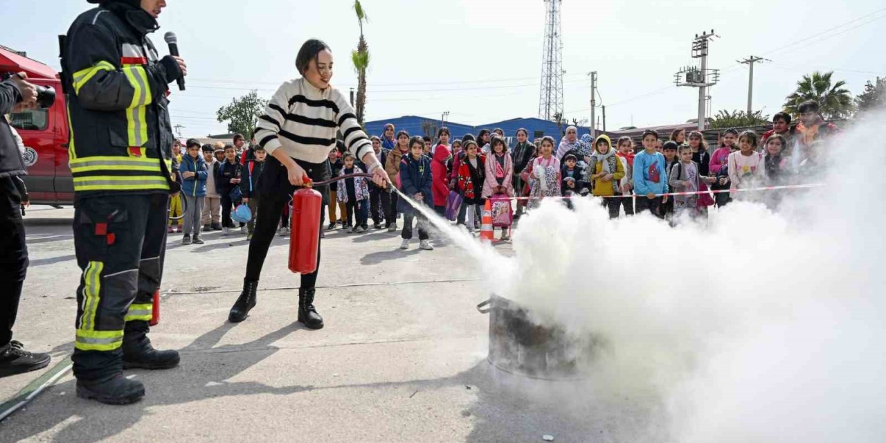 Mersin’de Çocuklara Afet Eğitimi Verildi