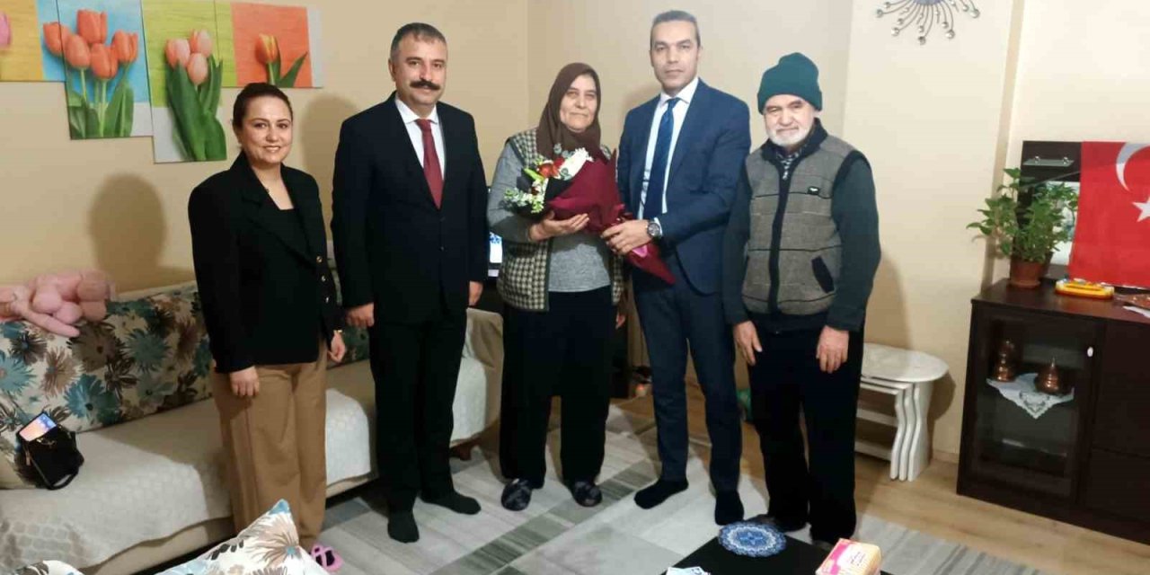 Vali Yardımcısı Çiçek’ten Ve Müdür Bayrak’tan ‘aile Yılı’ Etkinlikleri Kapsamında Ziyaret