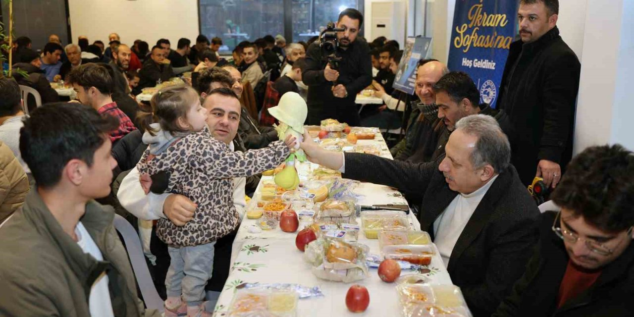 Talas’ta Gönüller İkram Sofrası’nda Buluşuyor