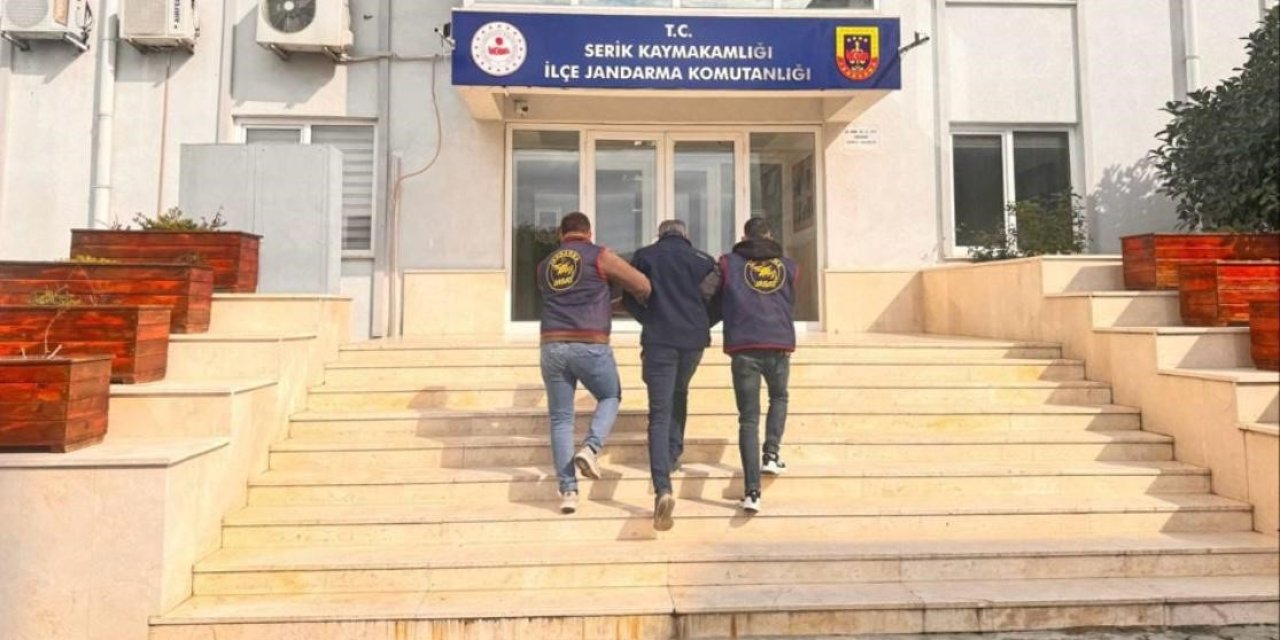 Antalya’da 212 Aranan Şahıs Yakalandı