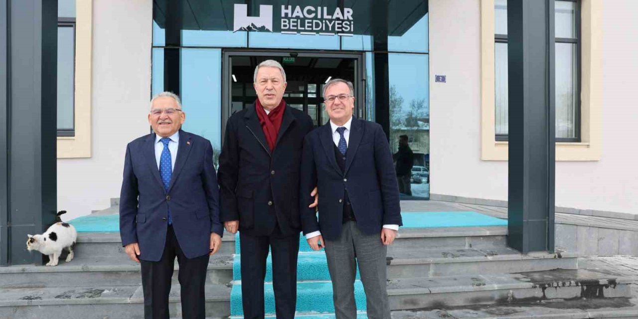 Hulusi Akar’dan Başkan Özdoğan’a Ziyaret