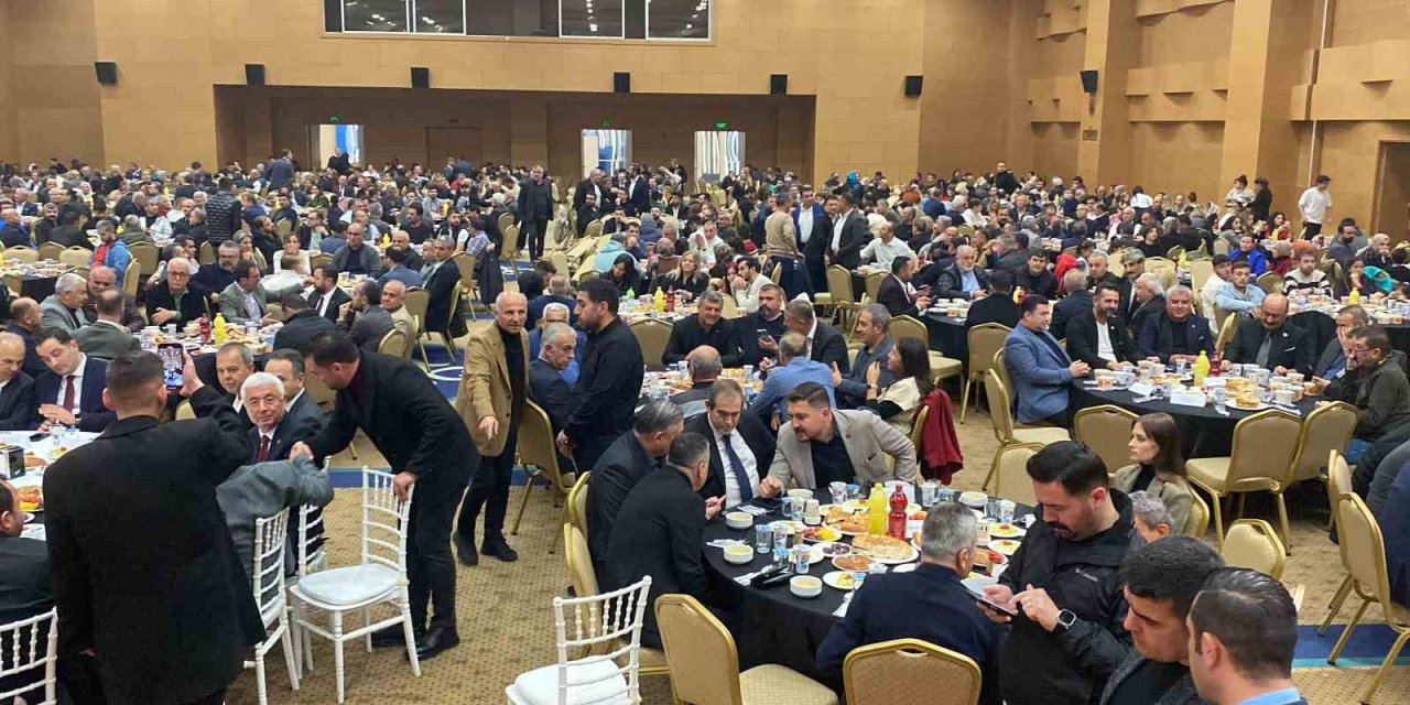 Aesob’un Geleneksel İftar Programı Yoğun Katılımla Gerçekleşti