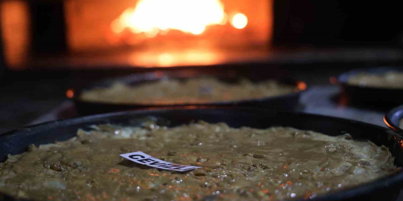 Odun Ateşinde Pişirilen İftar Ve Sahur Sofralarının Vazgeçilmezi: ‘tahinli Pide’