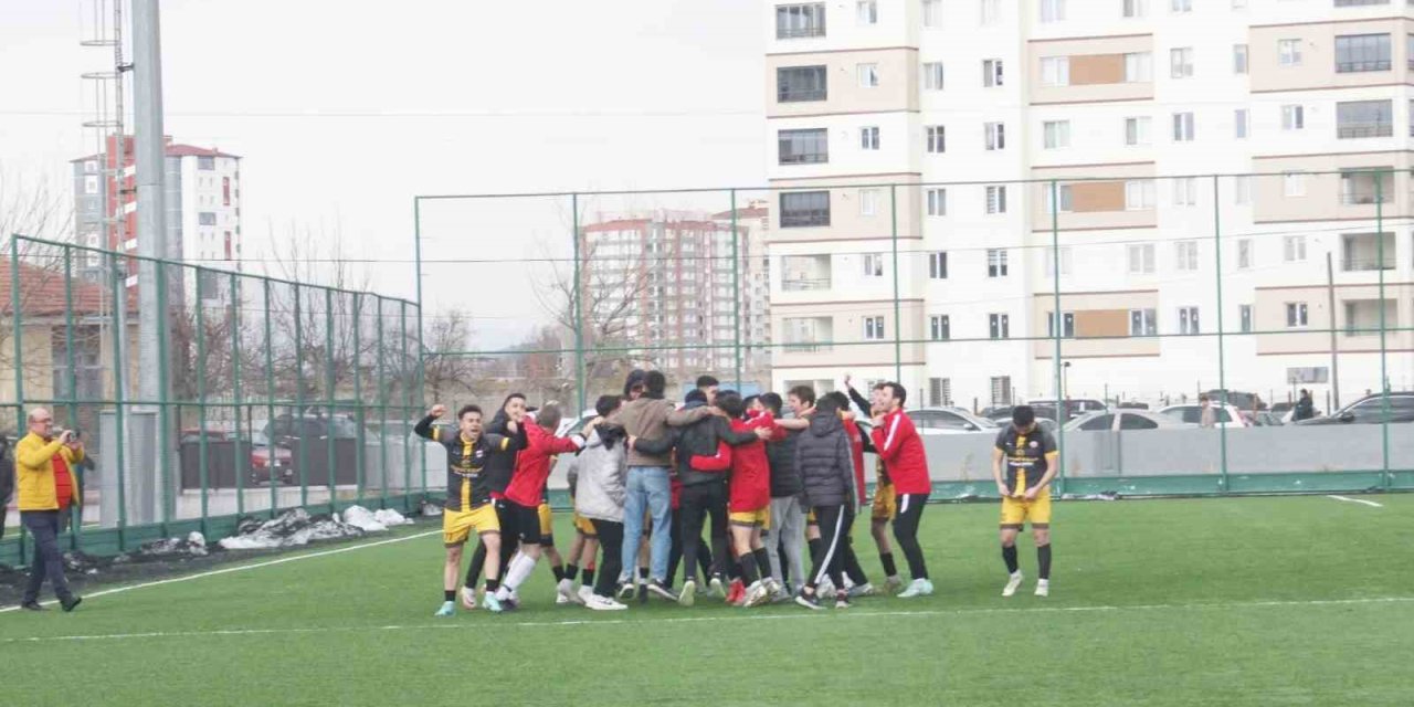 Talas Anayurtspor Play-off Şampiyonu