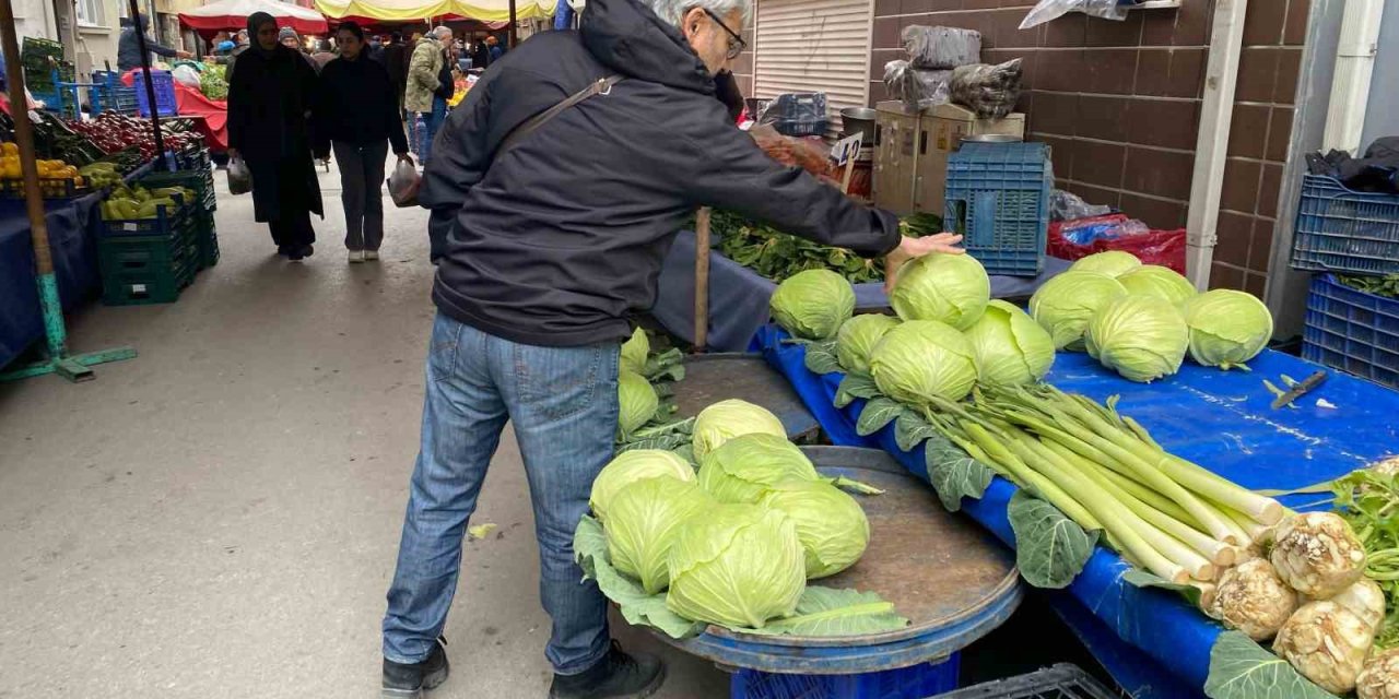 Pazar Esnafı Sahip Çıkılmayı Bekliyor
