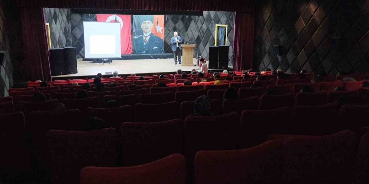 Kemer’de Belediye Personeline İş Sağlığı Ve Güvenliği Eğitimi Verildi