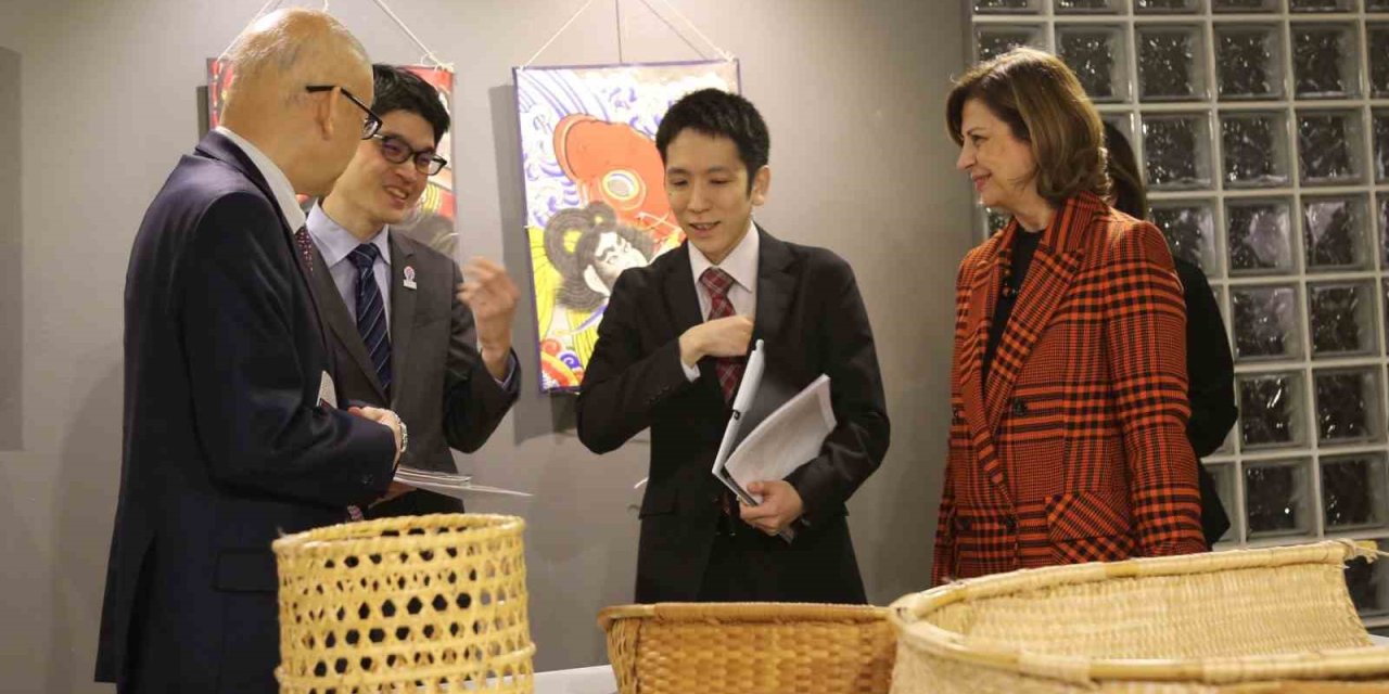 "tohoku, Japonya’nın Güzel El Sanatları" Sergisi Açıldı