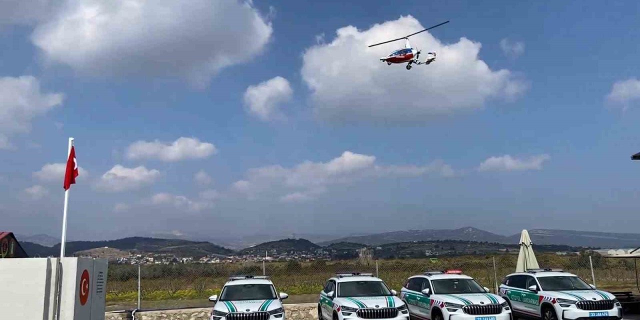 Sürücülerin Yakalanma Hissini Arttırmak İçin Cayrokopterli Denetim